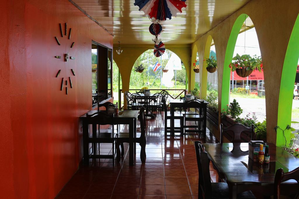 Hotel Las Flores Fortuna La Fortuna Exterior foto