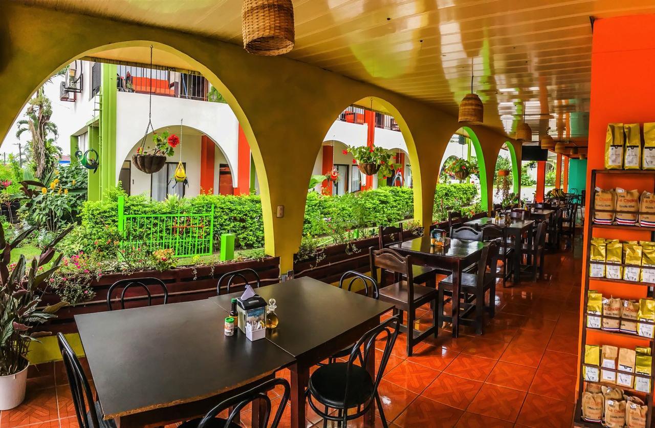 Hotel Las Flores Fortuna La Fortuna Exterior foto