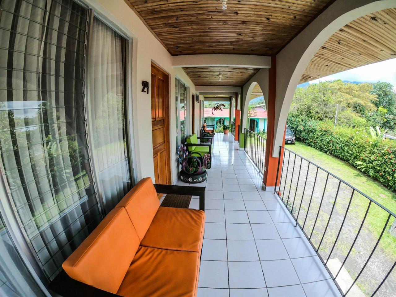 Hotel Las Flores Fortuna La Fortuna Exterior foto